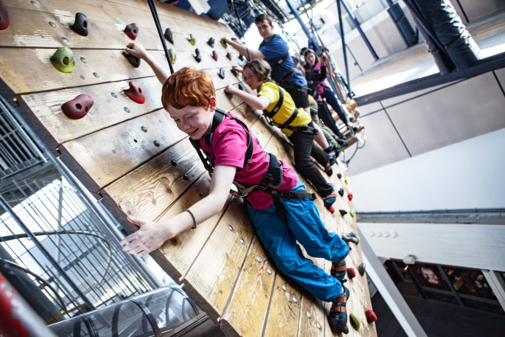 1 hour 2 activities younger kids Climbzone